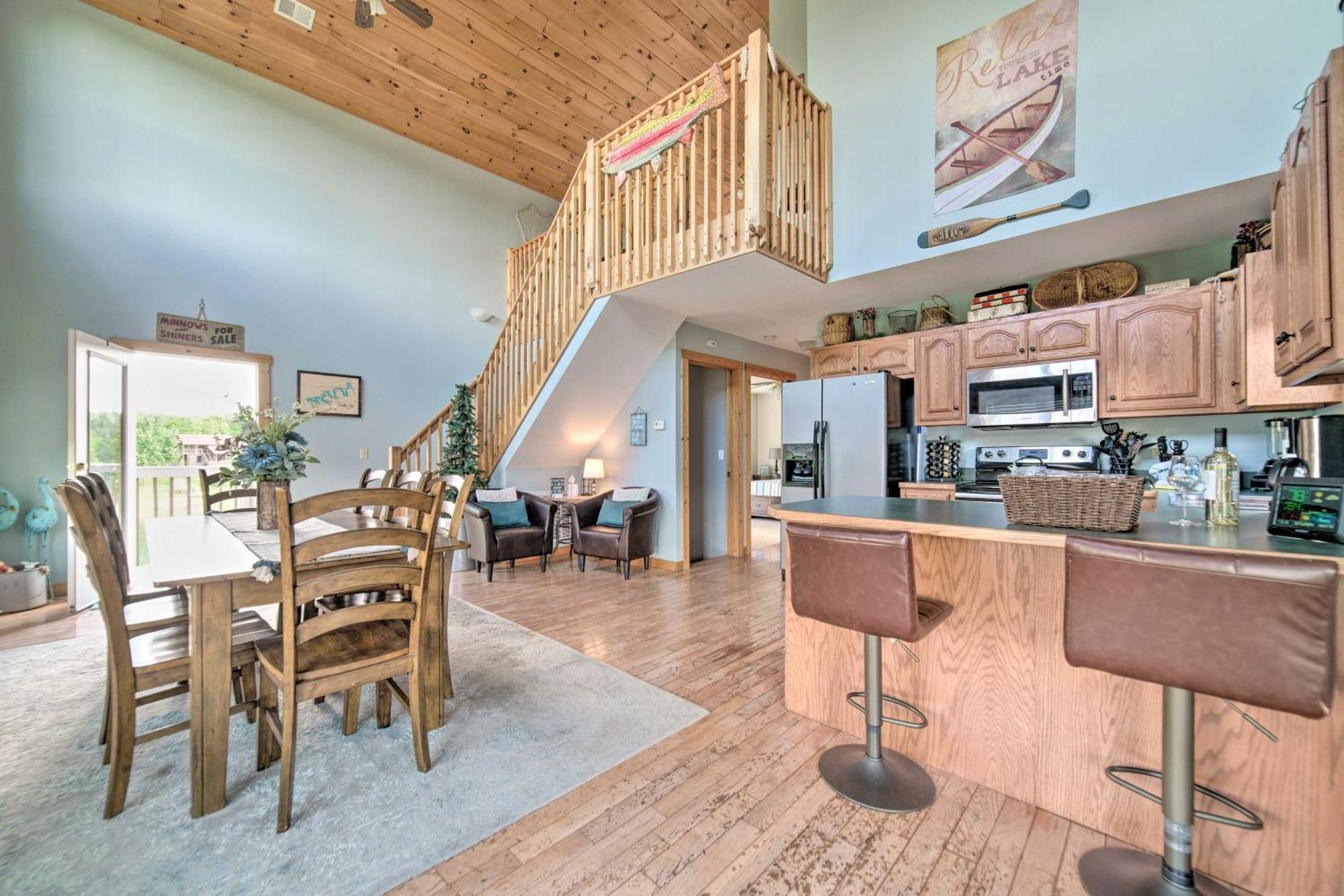 Sevierville Lake House With Deck And Foosball Table! Exterior photo